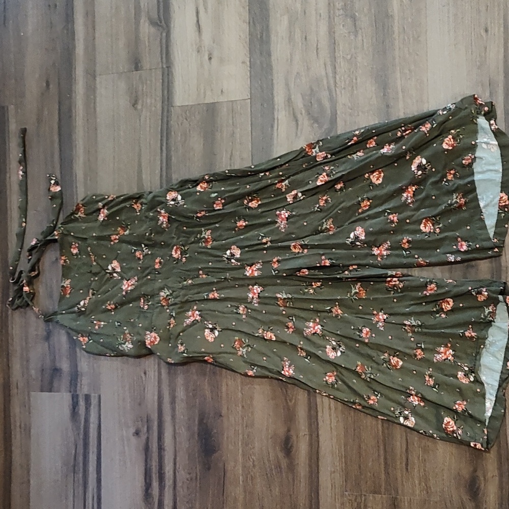 Xhilaration Olive Green Floral Jumpsuit Romper